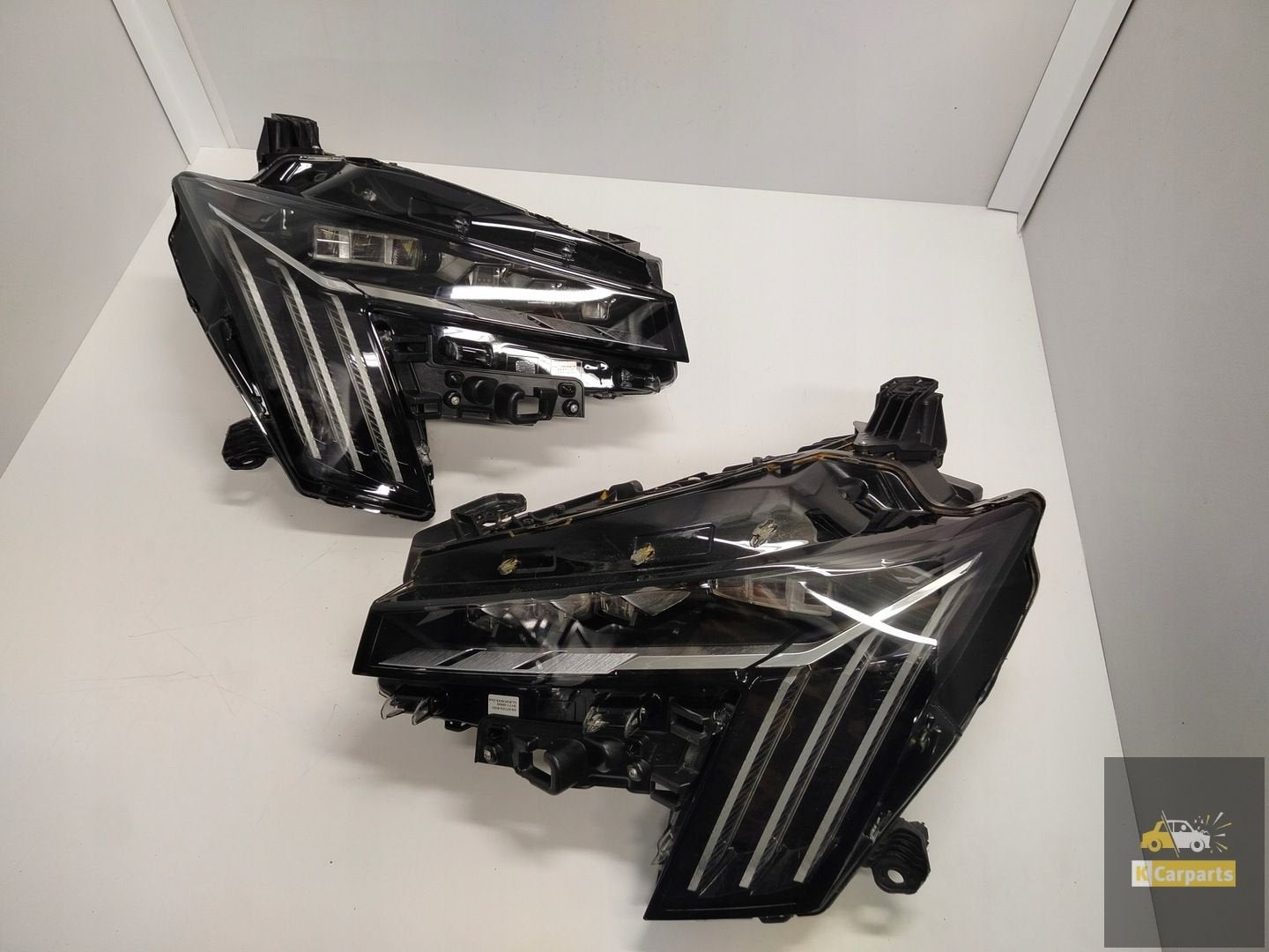9848662780, Peugeot 508 II Lift Full Ledlamp rechts links, Taurusavenue 1
2132 LS  Hoofddorp, NL, Gebruikt, Contact.group@renault.com