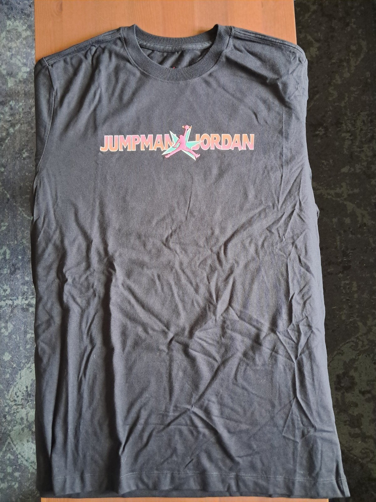 Jordan Jumpman tshirt, Enlèvement
