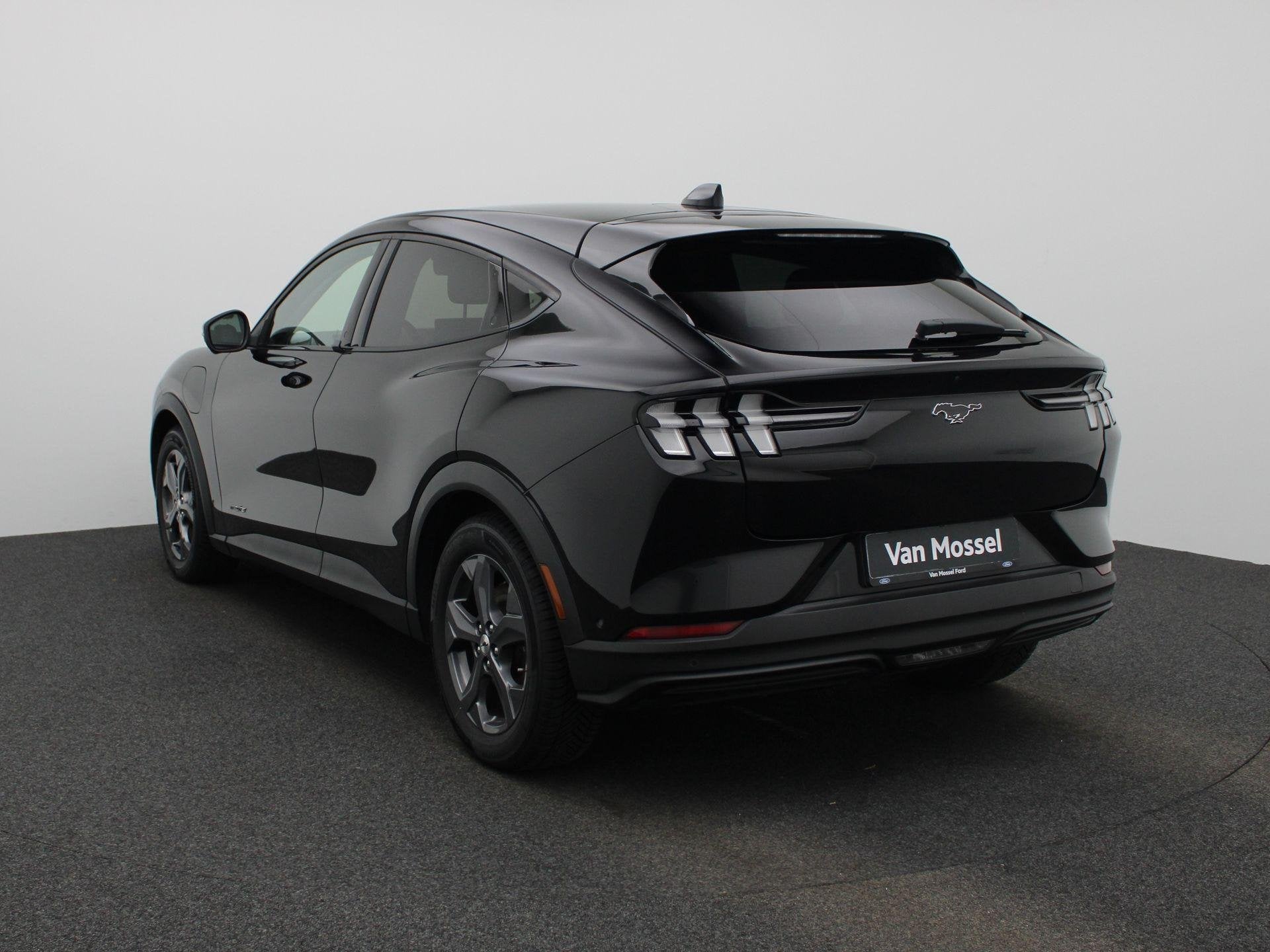 Ford Mustang Mach-E RWD 75 kWh (automatique), Autos, Achat, Entreprise, 5 portes, https://public.car-pass.be/vhr/a0dcca96-deff-47ba-b893-14c2f3cb51a2