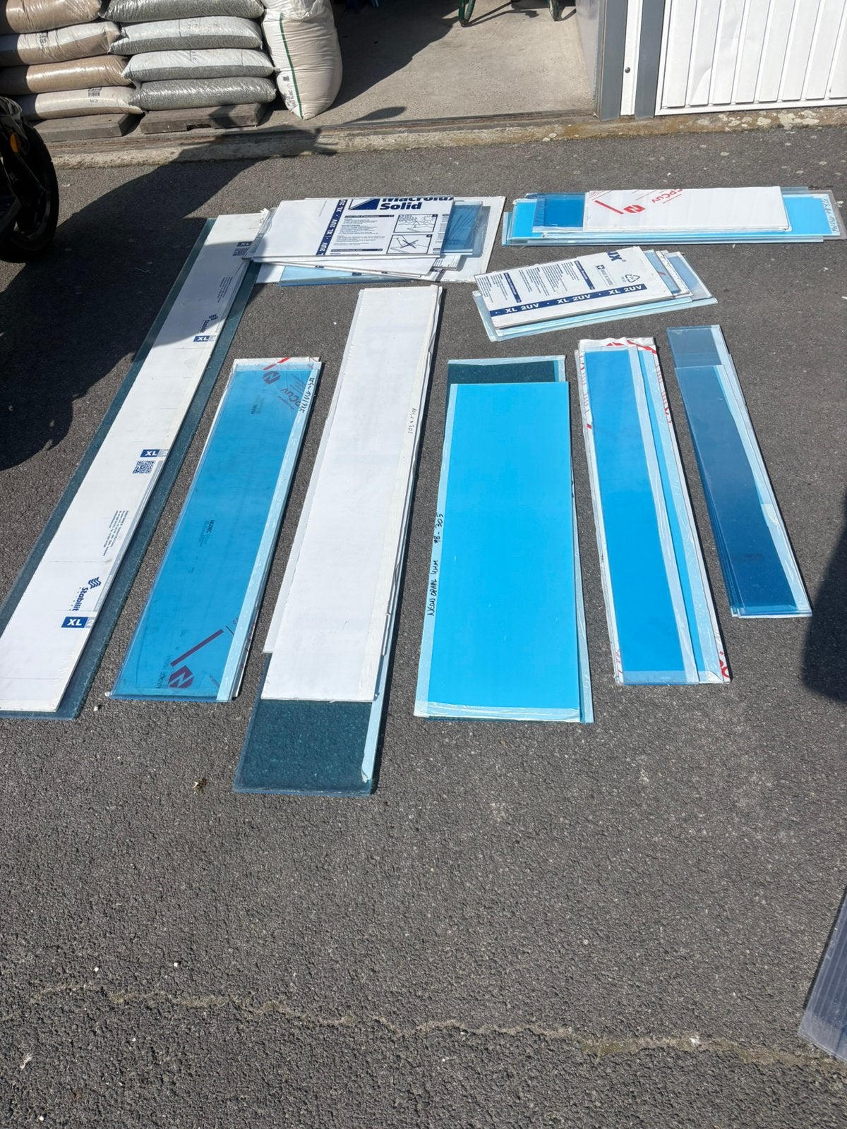Lot plexiglas stukken nieuw, Doe-het-zelf en Bouw, Ophalen, Zo goed als nieuw