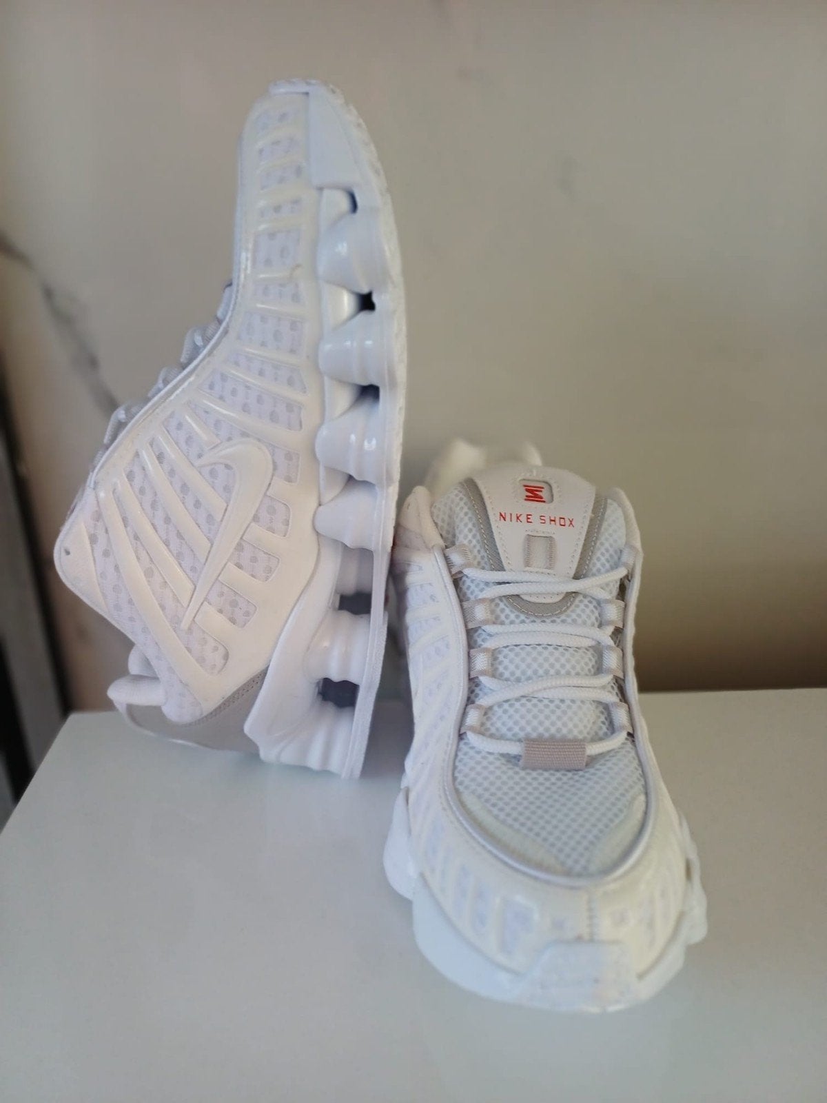 Nike shox  L.V  Nike Dunk New Balance 9060  Adidas Campus, Kleding | Heren, Ophalen of Verzenden