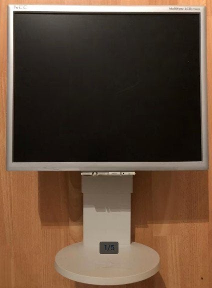 Monitor LCD NEC Multisync 1770NX (2 stuks), Ophalen, HD, In hoogte verstelbaar, NEC