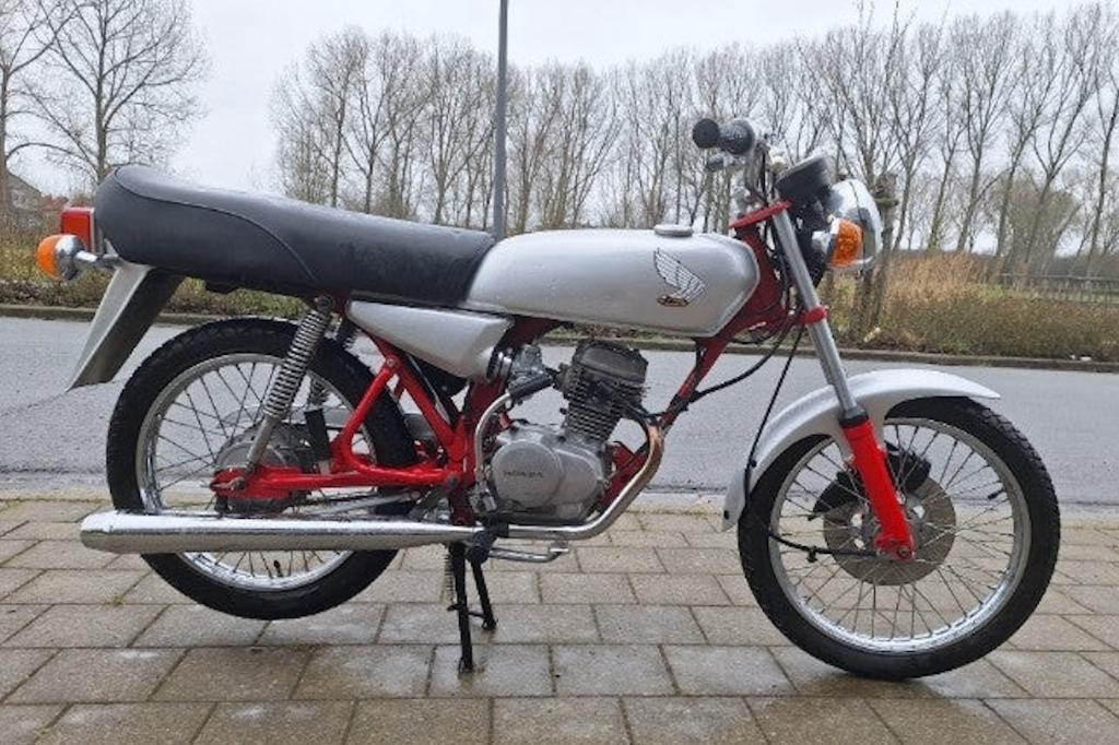 Verschillende honda's te koop, Enlèvement