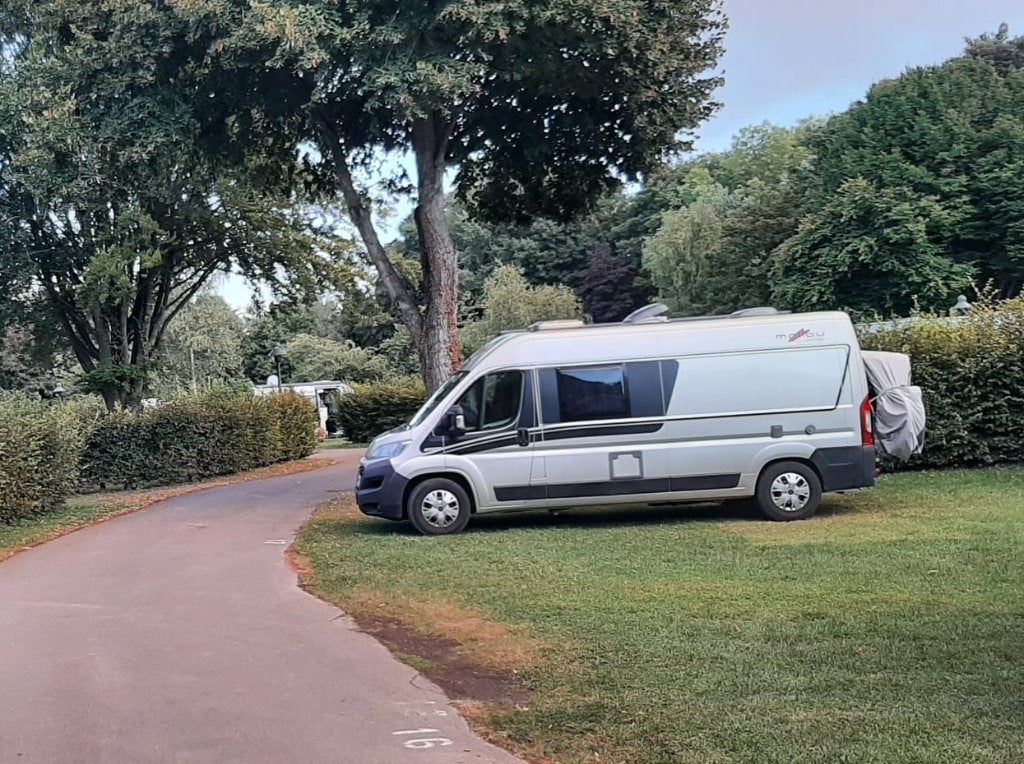 Camper Carthago Malibu Van 600LE, Caravans en Kamperen, Automaat, Ringverwarming, Fiat, Tot en met 2