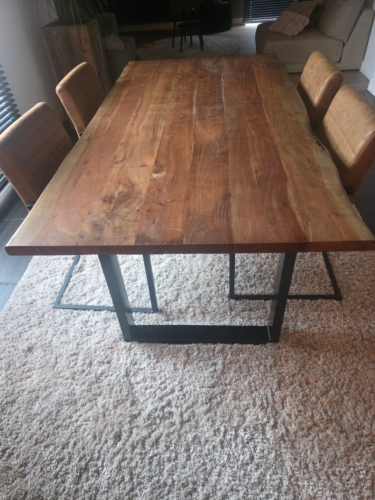 Boomstam tafel met 4 skai lederen stoelen, Huis en Inrichting, Ophalen