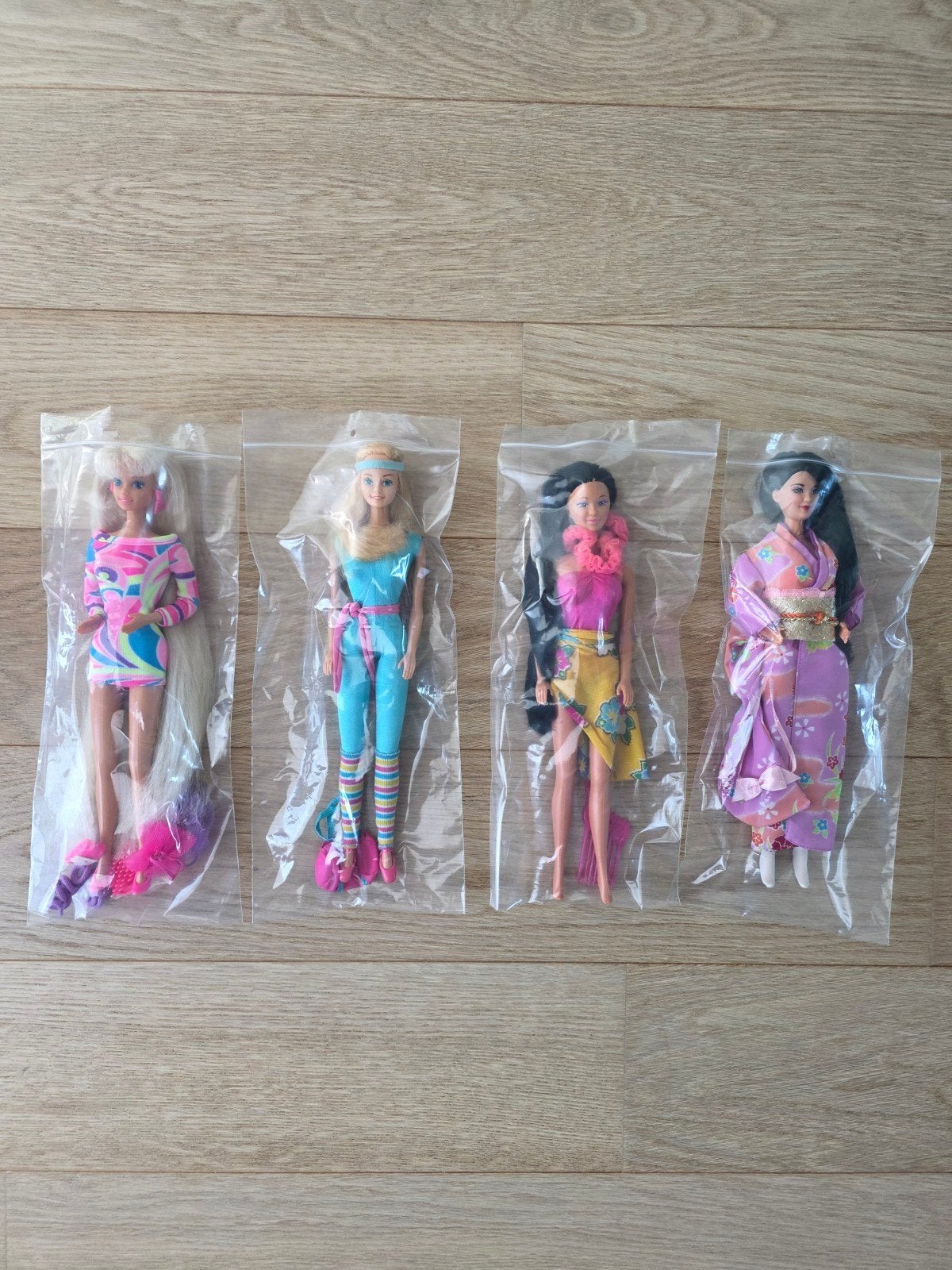 4x vintage barbie 80's en 90's, Envoi, Utilisé, Accessoires