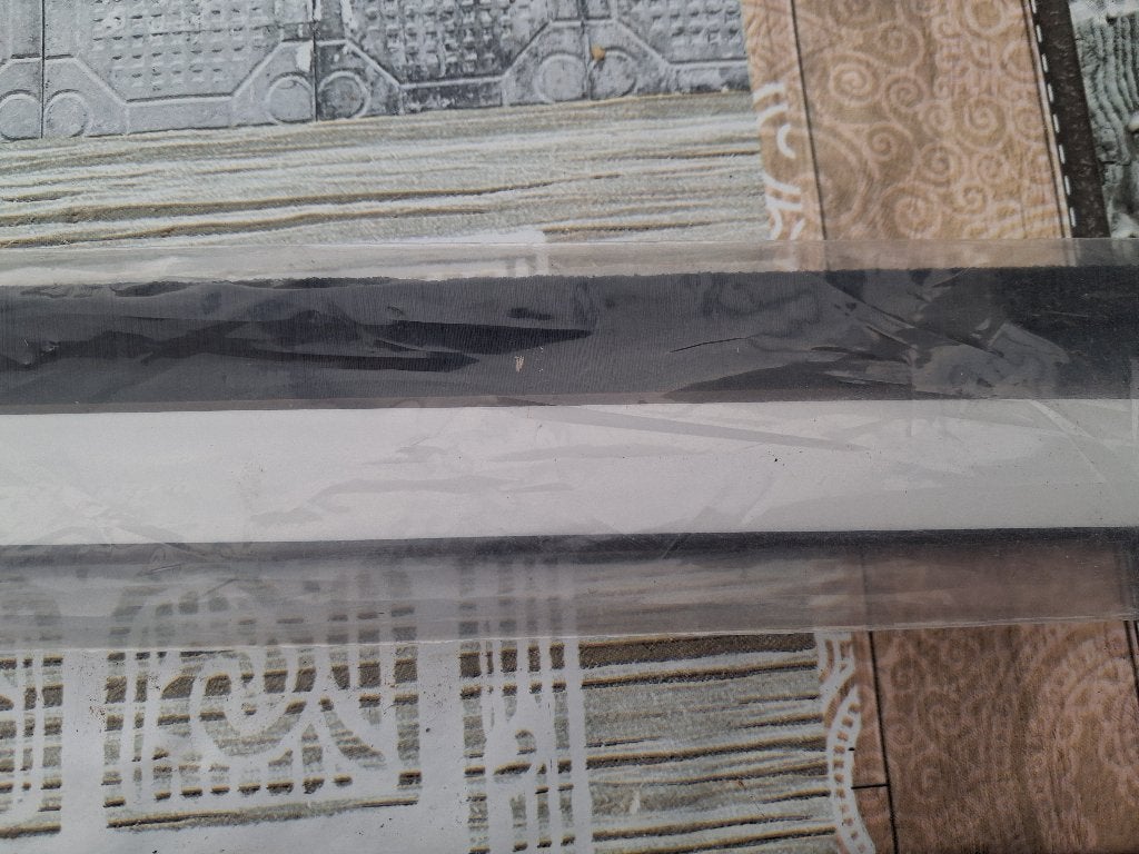 Bas de porte adhésif en aluminium avec brosse rétractable, Bricolage & Construction, Enlèvement, Neuf, Aluminium
