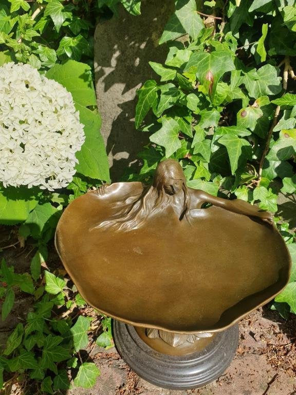 Brons beeld , art nouveau ,bronzen schaal, Antiek en Kunst, Ophalen of Verzenden, Art nouveau, Brons, Beeld