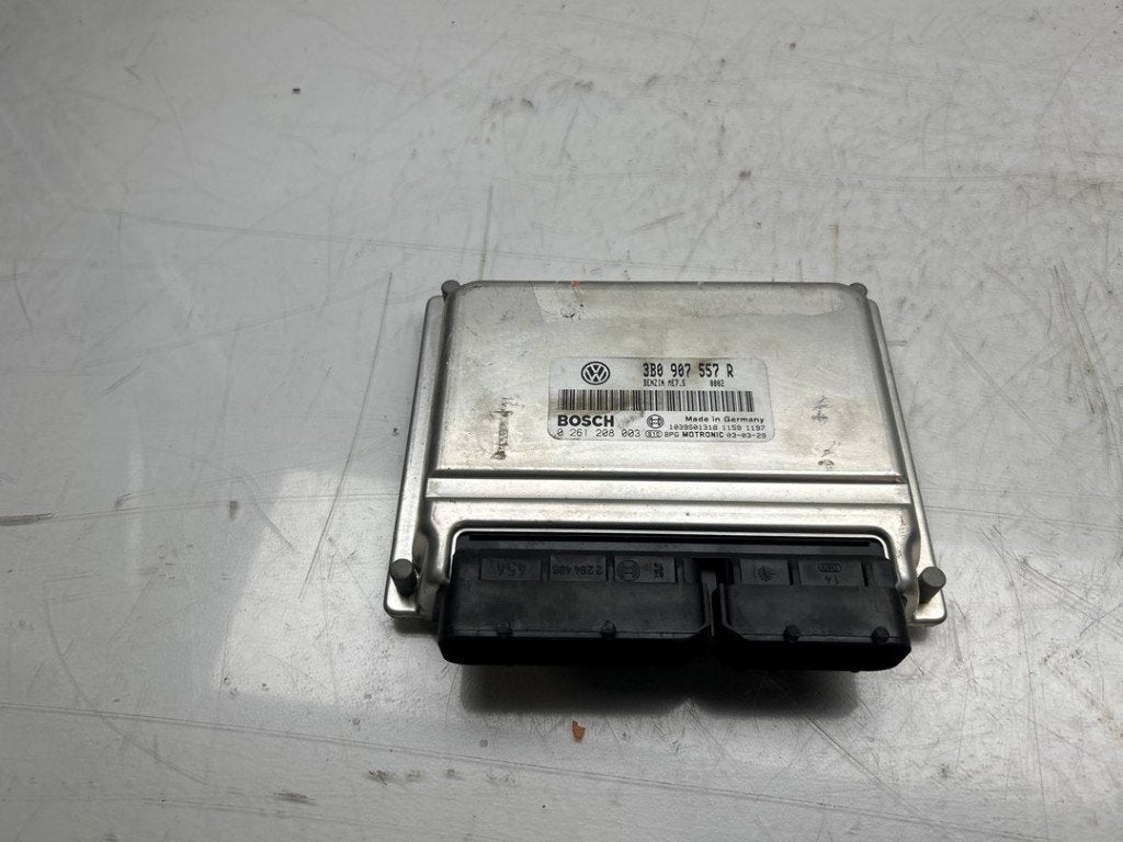 COMPUTER MOTOR Volkswagen Passat Variant (3B6), Robert Bosch AG, Gebruikt, Volkswagen, Robert-Bosch-Allee 1
74232  Abstatt, DE
