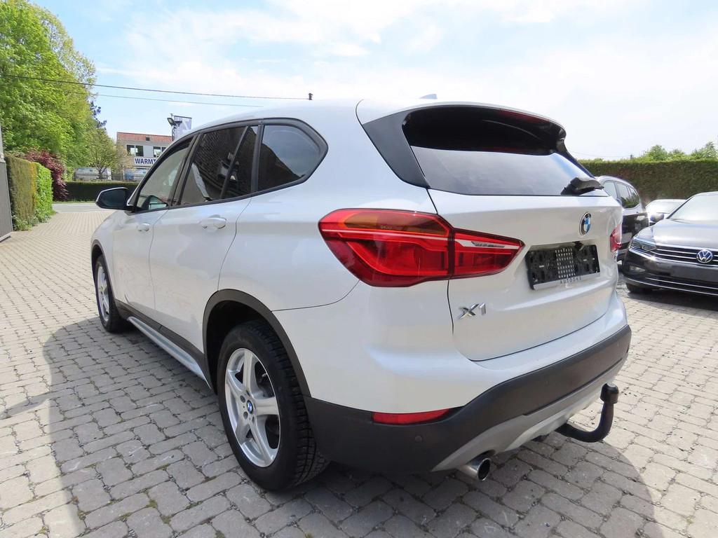 BMW X1 X1 1.5iA sDrive18 (bj 2017, automaat), Auto's, BMW, Gebruikt, 136 pk, Wit, Leder