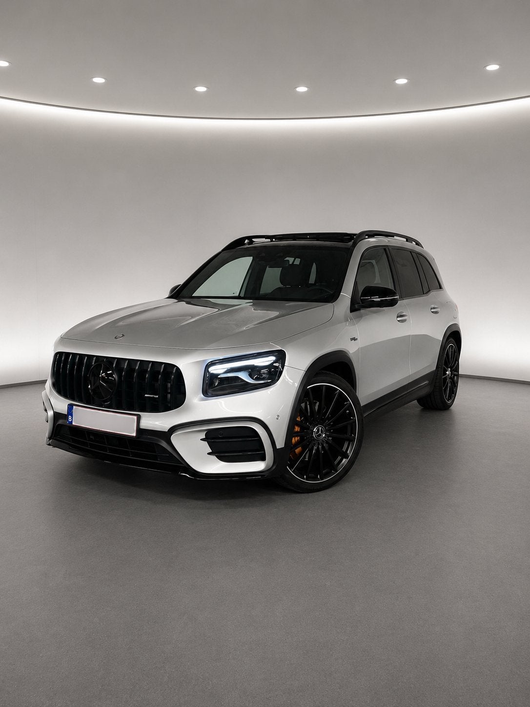Mercedes GLB35 AMG 2024/ 3 jaar garantie, Auto's, Automaat, Dealer onderhouden, Parkeerassistent, Euro 6