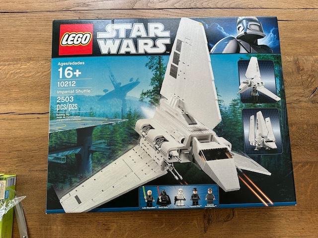 Set Lego Star Wars UCS 10212 Imperial Shuttle, Enfants & Bébés, Jouets | Duplo & Lego, Neuf, Lego, Ensemble complet, Complet, Accessoires inclus