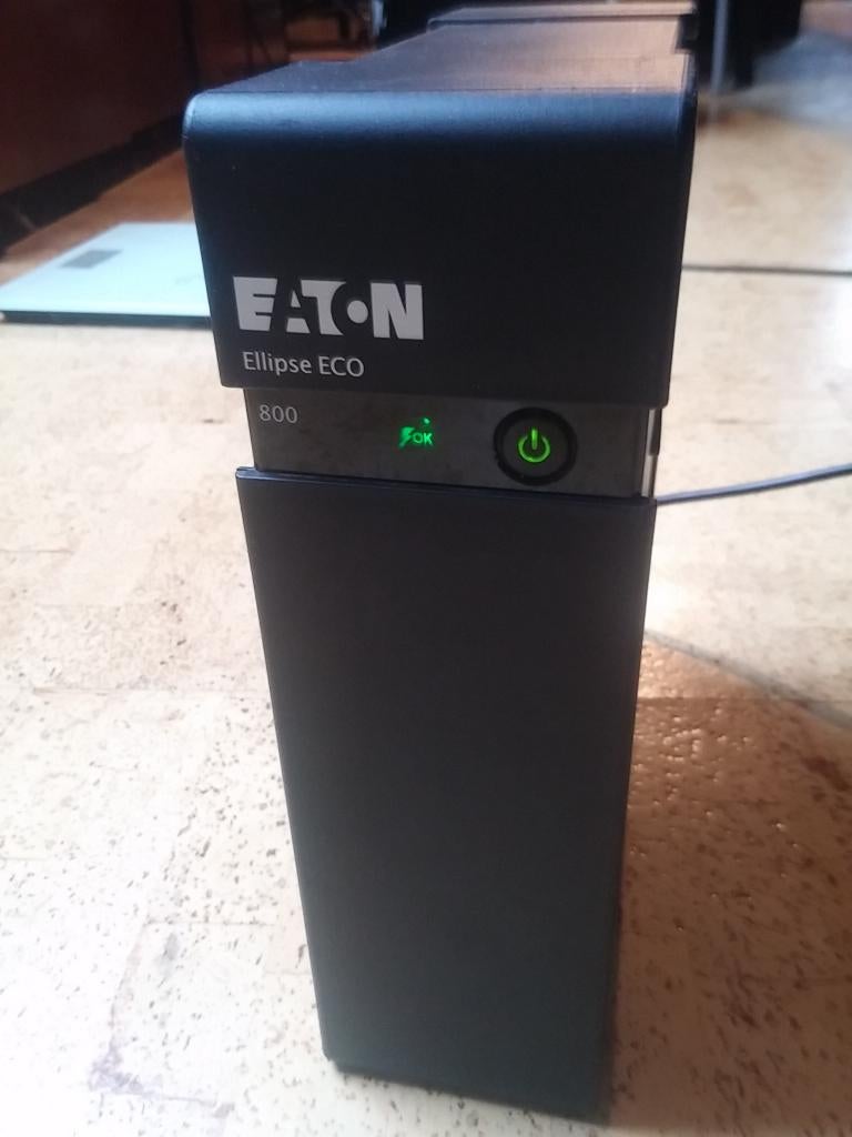 UPS EATON ELLIPSE ECO 800VA/500W - USB - batterie neuve, Informatique & Logiciels, Alimentations de secours (UPS), Enlèvement ou Envoi