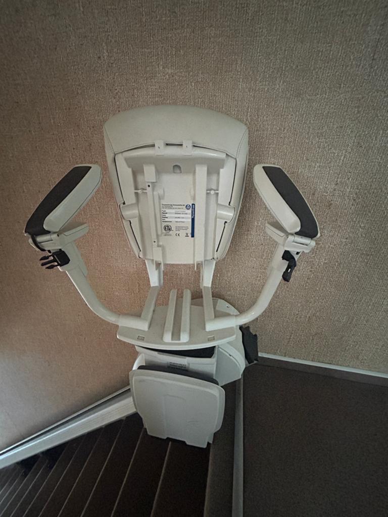 Traplift Levant Comfort, Enlèvement, Utilisé, Droit