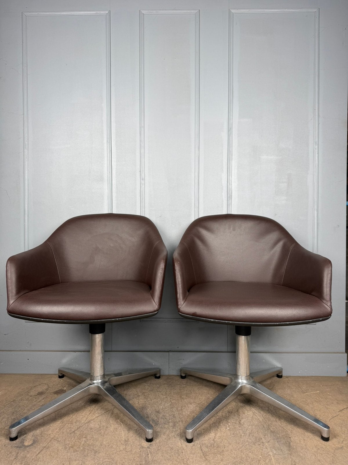 6 perfecte lederen Vitra Softshell swivel design stoelen, Huis en Inrichting, Stoelen, Bruin, Ophalen of Verzenden, Zo goed als nieuw