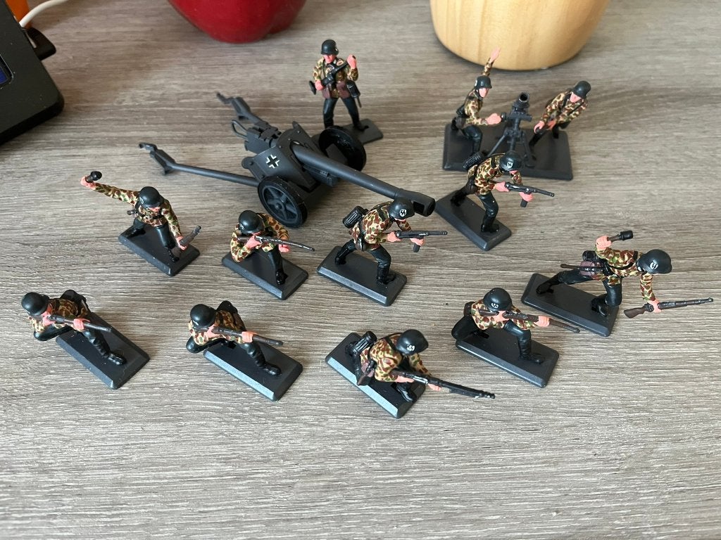 Vintage petits soldats Britains repeint infanterie allemande, Enlèvement ou Envoi, Utilisé
