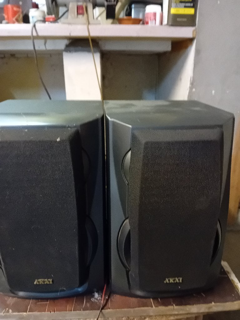boxen AKAI 50 W, Moins de 60 watts, Enlèvement, Utilisé, Enceinte d'étagère
