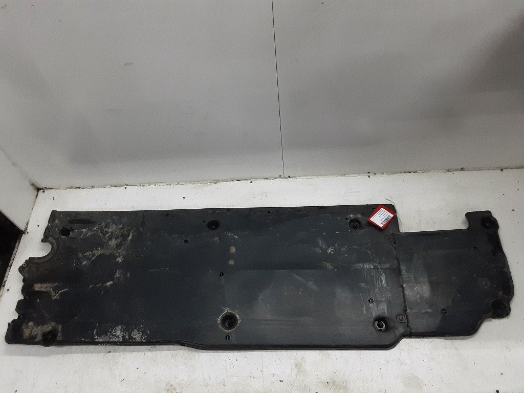 PLAQUE ARRIÈRE AVANT GAUCHE Polo VI (AW1) (2Q0825201B), Volkswagen, Mevr. I. Hauben, Utilisé, Rue de l'Espoir 34 34
4030  GRIVEGNÉE, BE