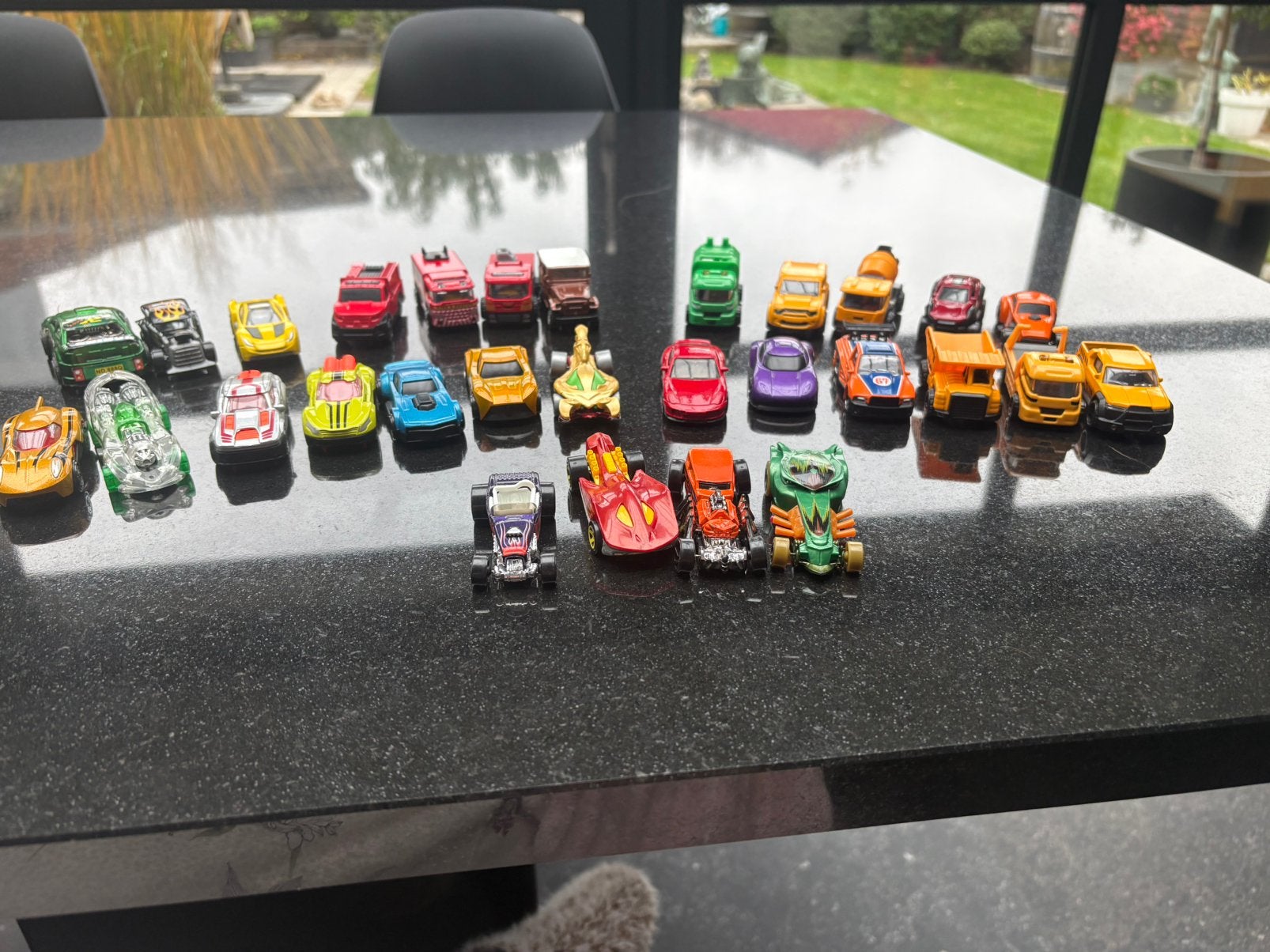Speelgoed auto’s 30stuks, Kinderen en Baby's, Ophalen, Gebruikt
