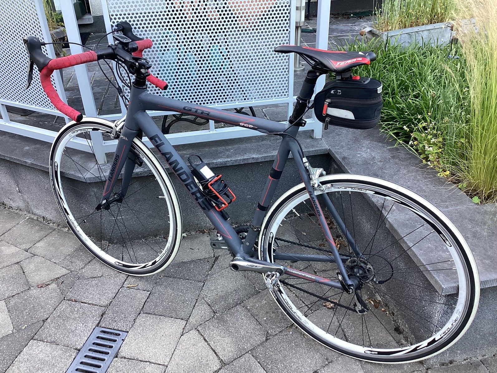 Koersfiets met elektronische ondersteuning, Autres marques, Frein sur jante, Comme neuf, Enlèvement
