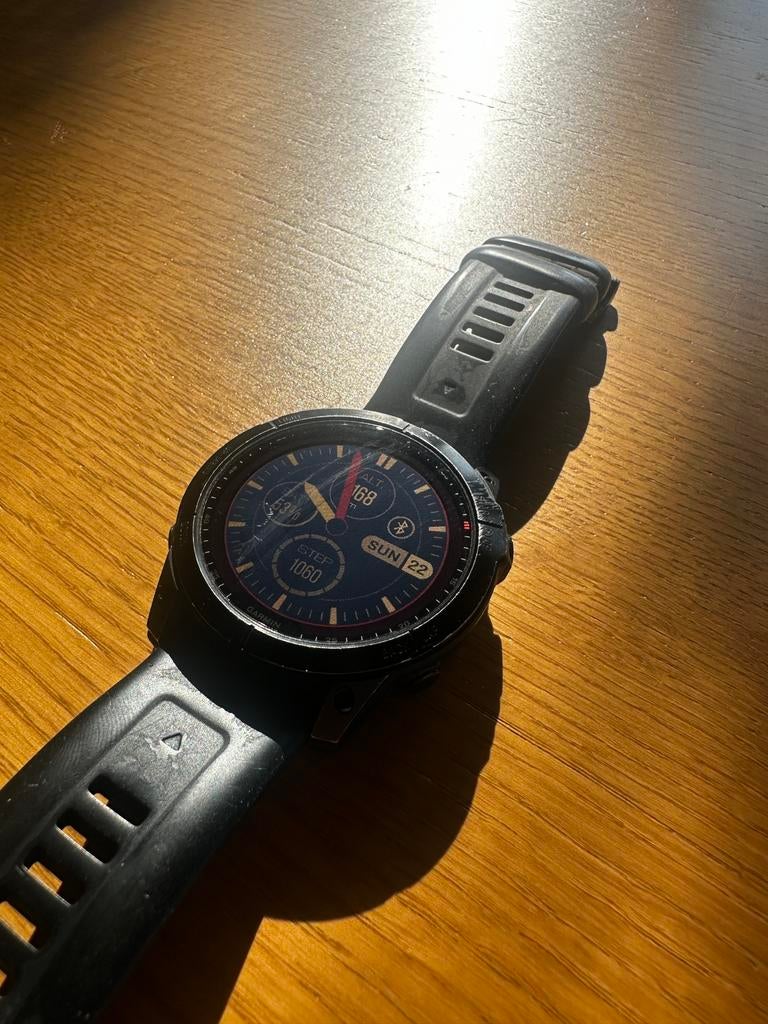 Garmin Fenix 7x pro solar sapphire, Bijoux, Sacs & Beauté, Enlèvement ou Envoi, Utilisé
