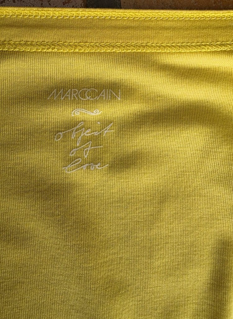 Marc Cain vestje maat 38, Kleding | Dames, Maat 38/40 (M), Meerkleurig, Ophalen of Verzenden, Zo goed als nieuw
