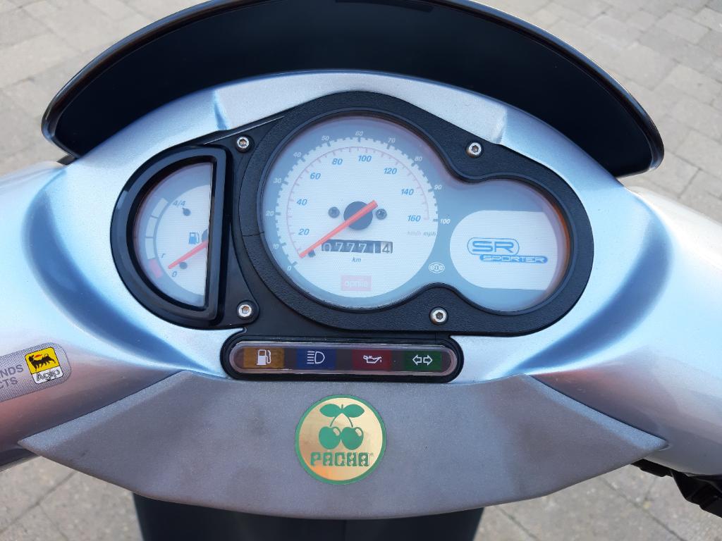 Aprillia sr 125 cc 2takt, Fietsen en Brommers, Ophalen, Tweetakt, Overige modellen, 125 cc