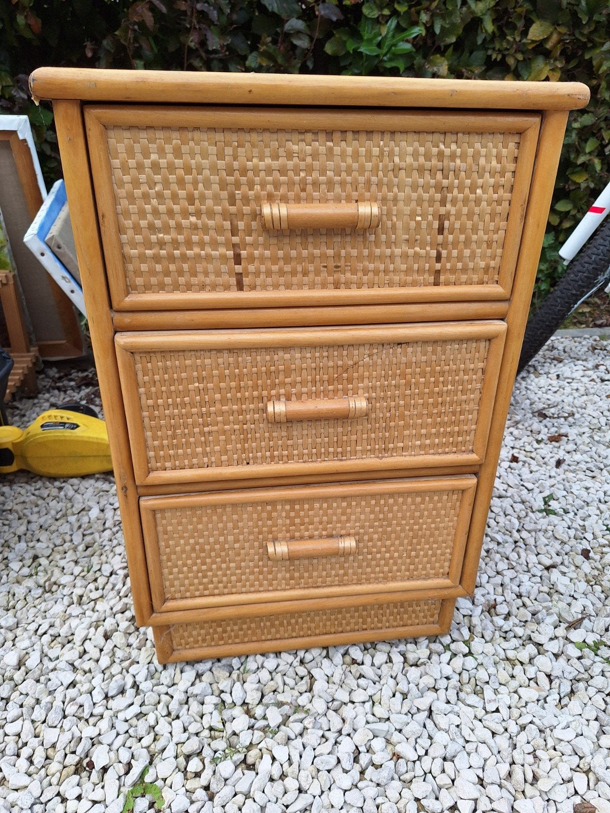 Petit meuble style osier, Maison & Meubles, Armoires | Commodes, 3 ou 4 tiroirs, Enlèvement, Utilisé
