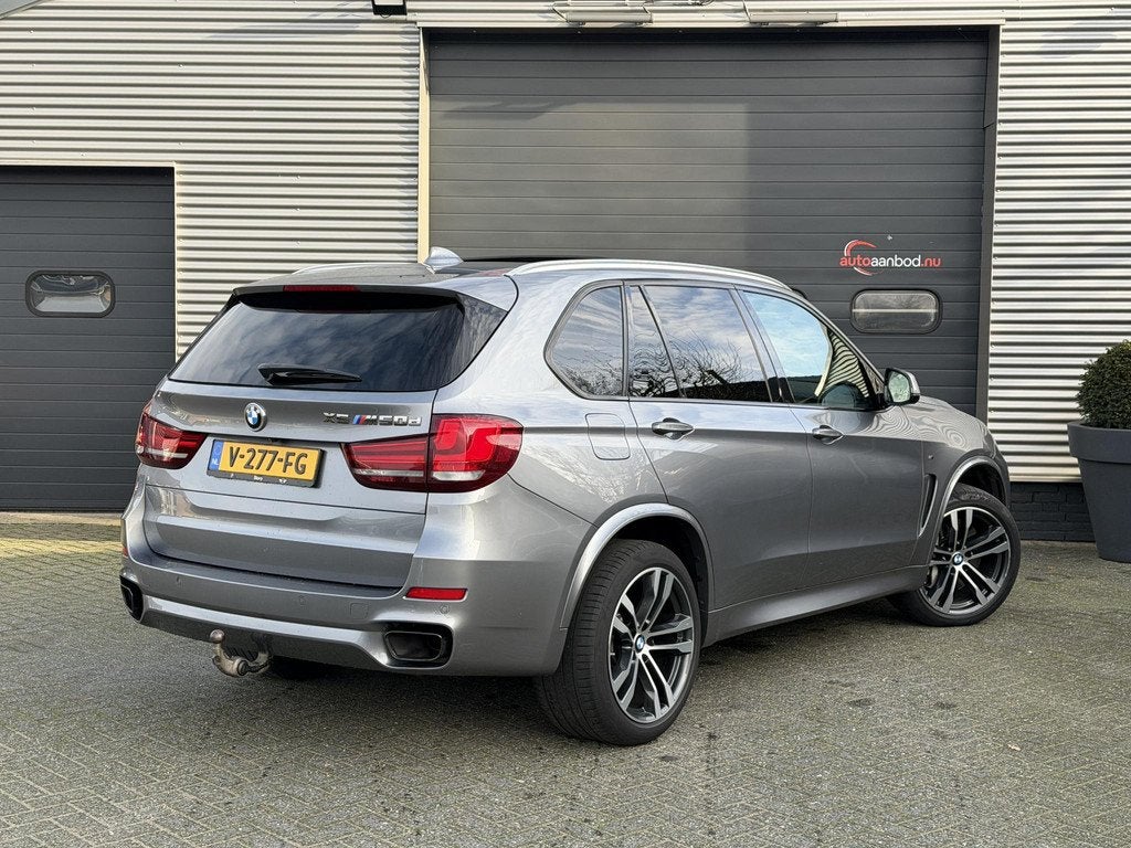 BMW X5 M50d | Panoramadak | Head-Up Display | Camera | Harmo, Auto's, Automaat, 173 g/km, 2993 cc, Leder