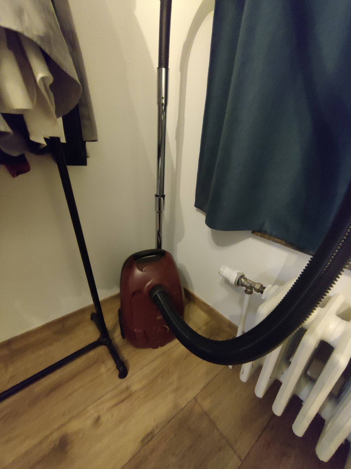 AEG Vacuum cleaner (stofzuiger), Elektronische apparatuur, Stofzuigers, Ophalen, AEG