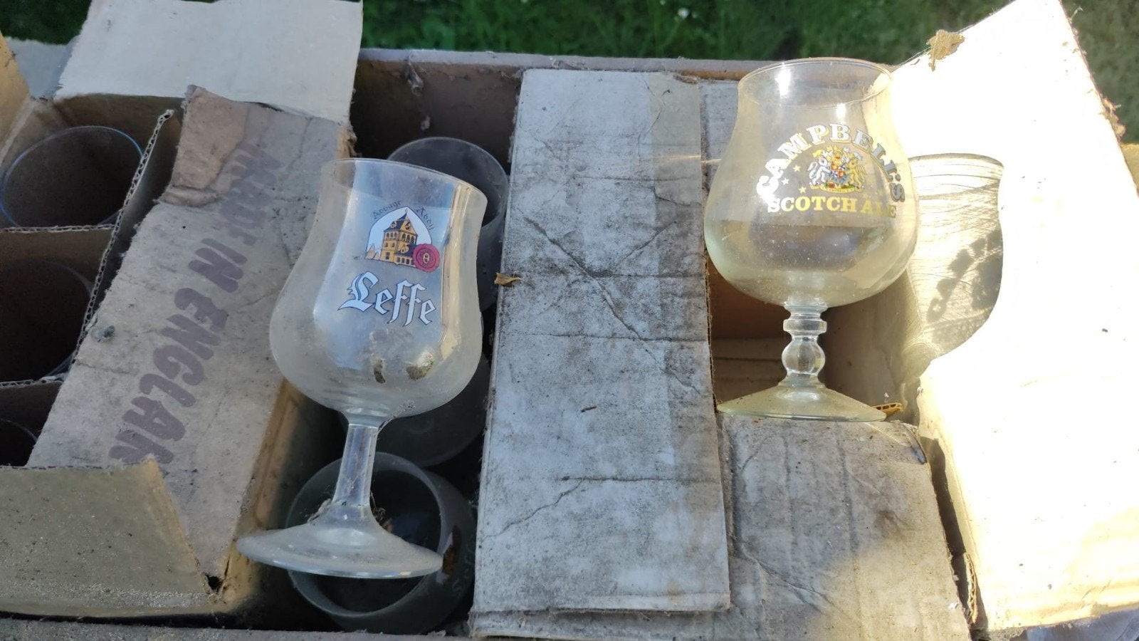 oude bierglazen Leffe & Campbell scotchale, Ophalen, Bierglas
