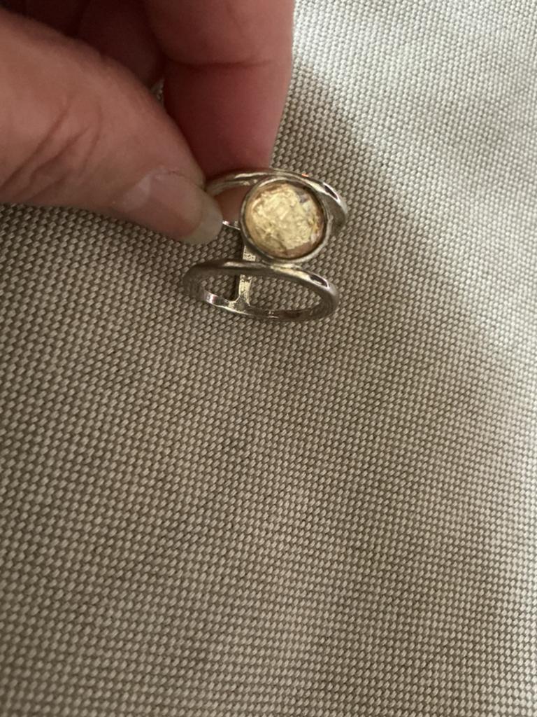 Ring van Minou met Cateye steen, Ophalen of Verzenden, Zo goed als nieuw