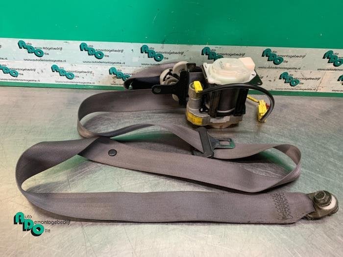 Ceinture de sécurité avant droite d'un Suzuki Ignis (Ignis, -, 3 mois de garantie, Utilisé, -