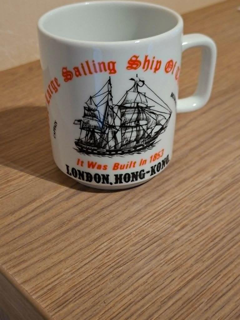 Vintage koffiemok : The large sailing shio of the world, Huis en Inrichting, Keuken | Servies, Zo goed als nieuw, Kop(pen) en/of Schotel(s)