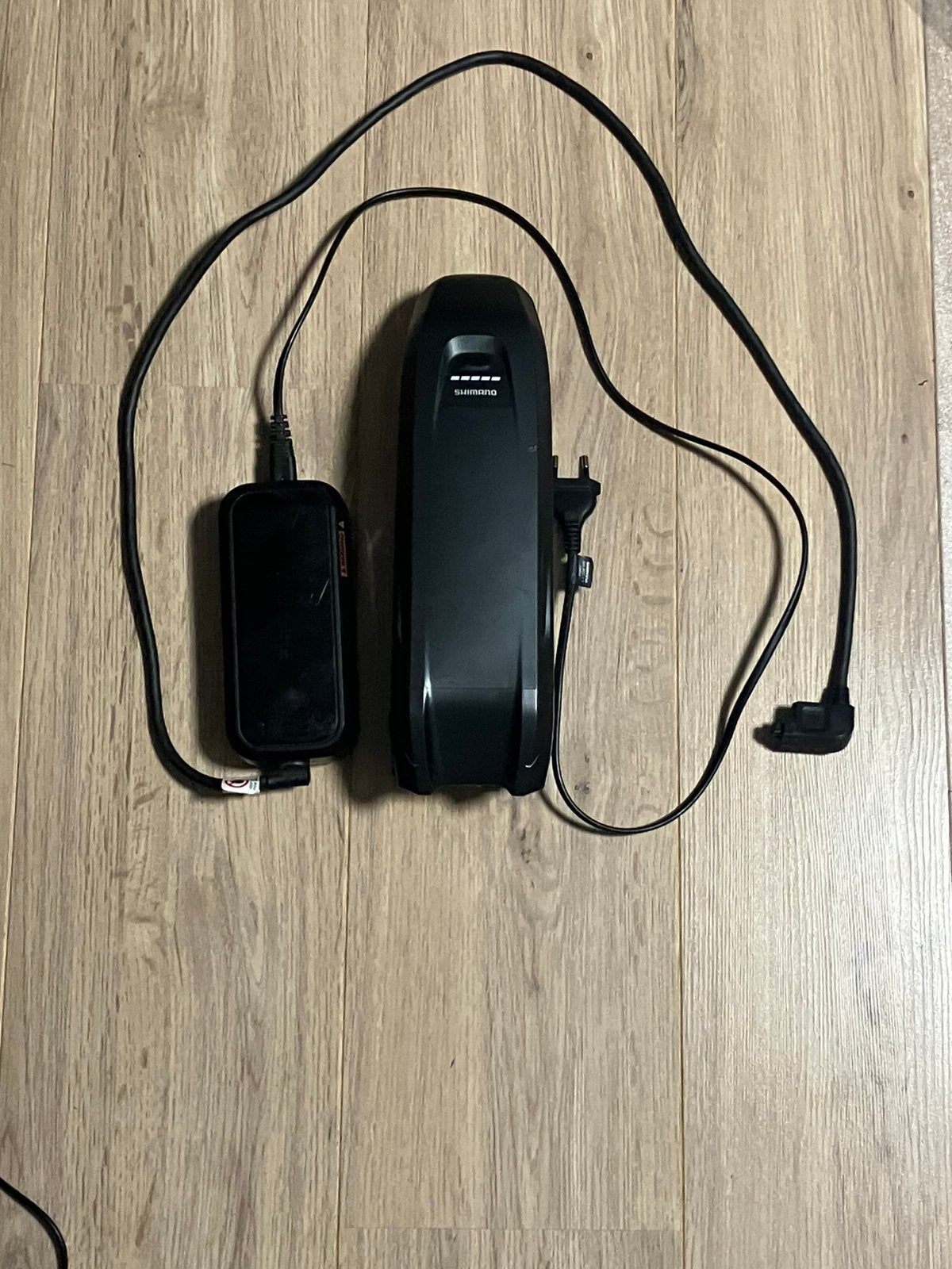 Shimano avec chargeur, Enlèvement, Comme neuf