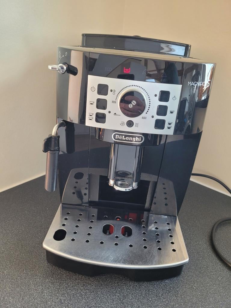 Délonghi MAGNIFICA S, Elektronische apparatuur, Koffiezetapparaten, Ophalen
