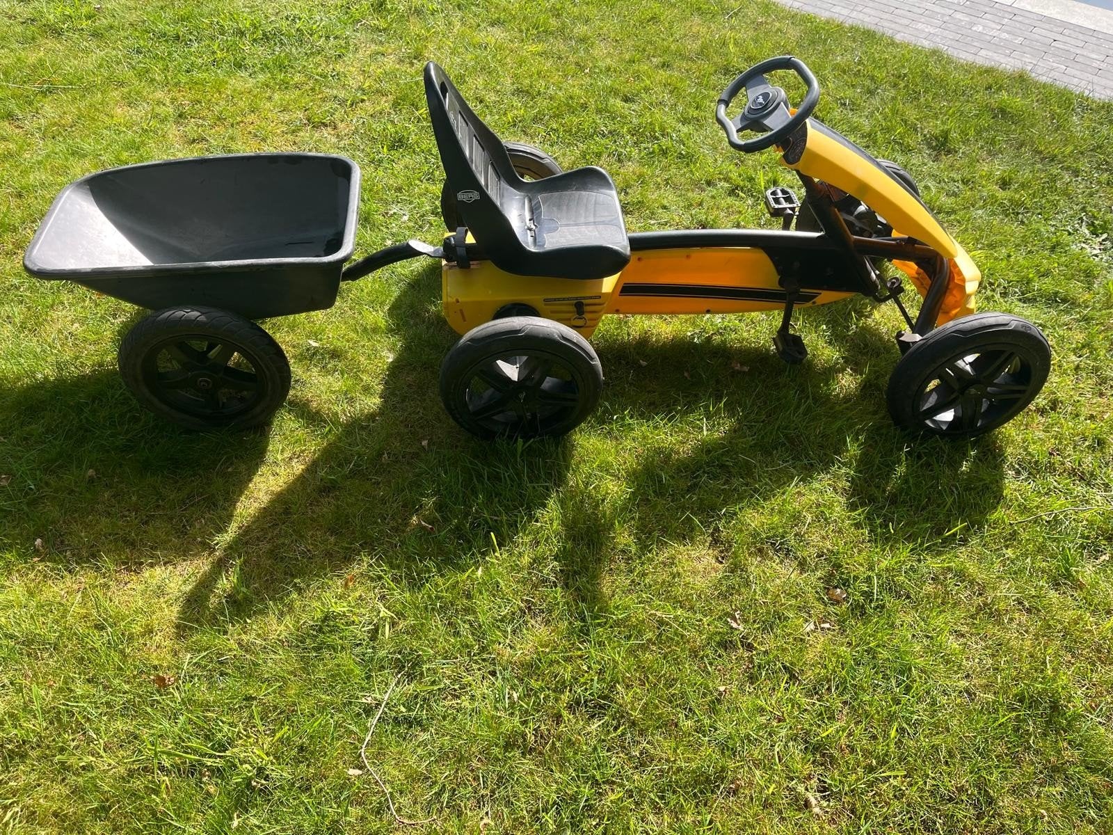 Go-cart met aanhangwagen Berg, Ophalen, Berg