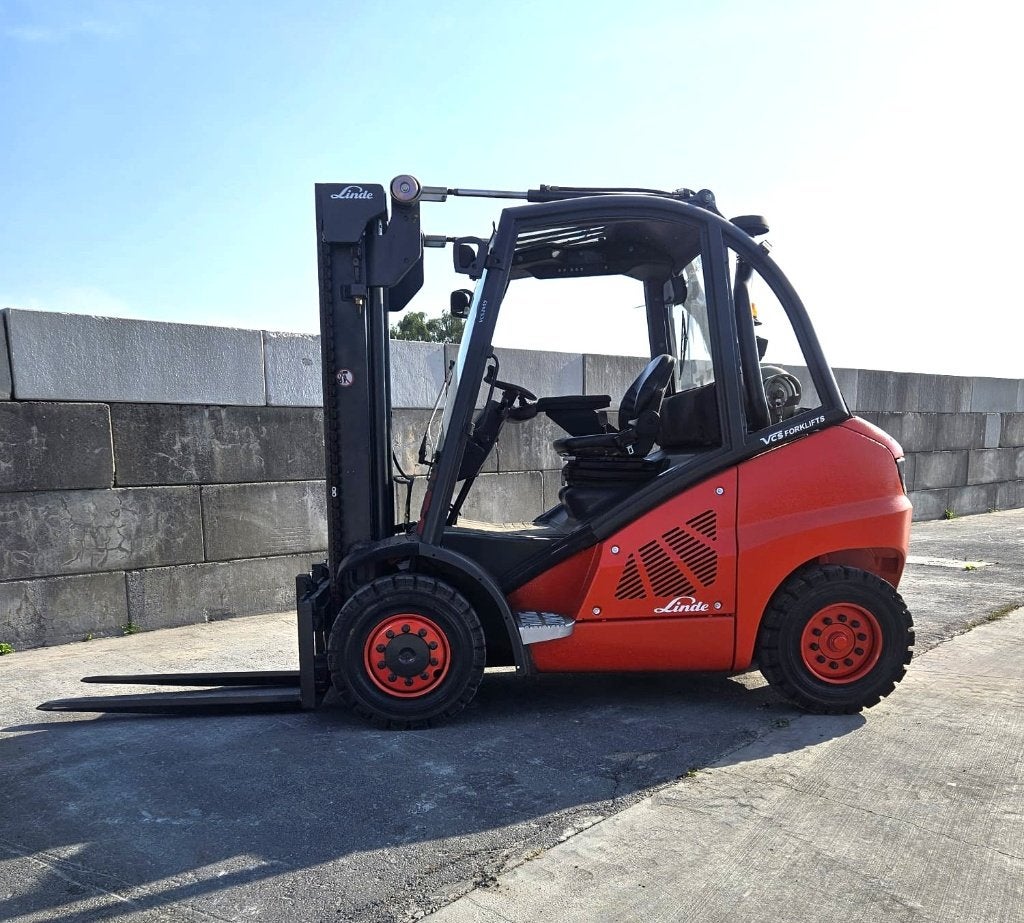 LINDE HEFTRUCK SLECHTS 653 UREN +NIEUWSTAAT + GARANTIE, 3000 tot 4000 kg, LINDE, Heftruck, Ophalen