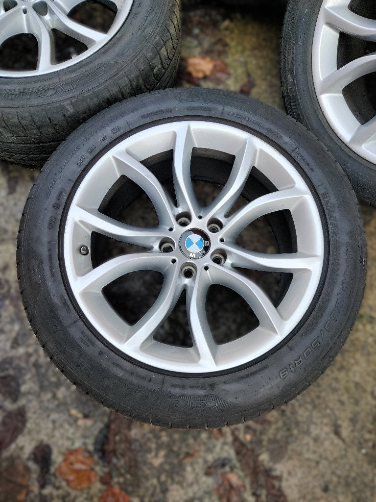 Jantes BMW X5 F15 en 19 pouces avec pneus neufs, Neuf, Pneus et Jantes, 255 mm, Véhicule de tourisme