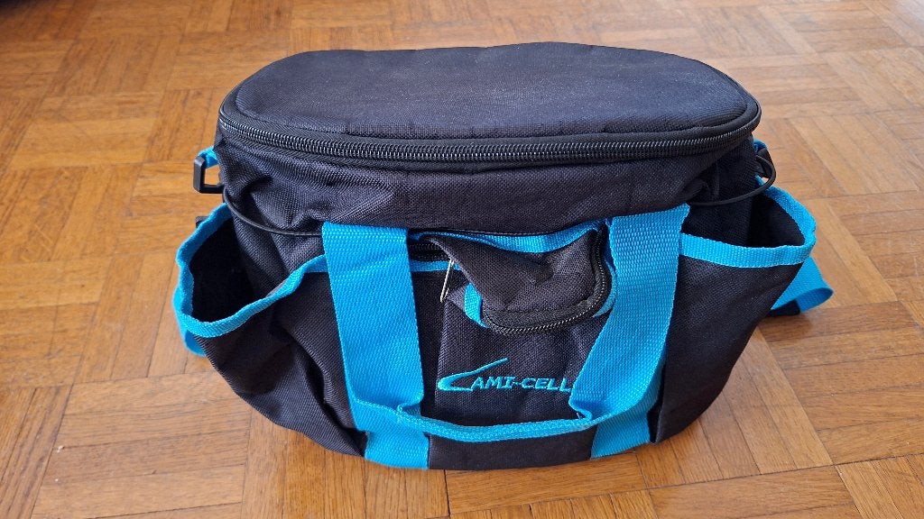 Sac de pansage et brosses d'équitation Lami-cell, Animaux & Accessoires, Chevaux & Poneys | Produits de soin, Enlèvement ou Envoi