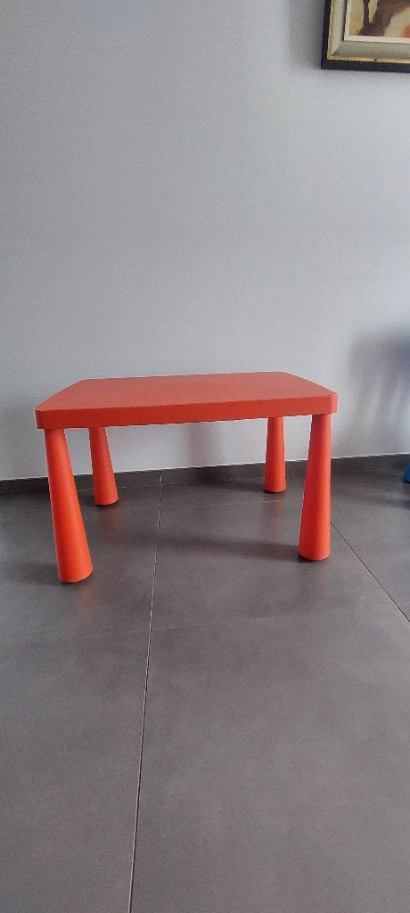 Kindertafel met stoelen, Kinderen en Baby's, Ophalen, Gebruikt, Tafel(s) en Stoel(en)