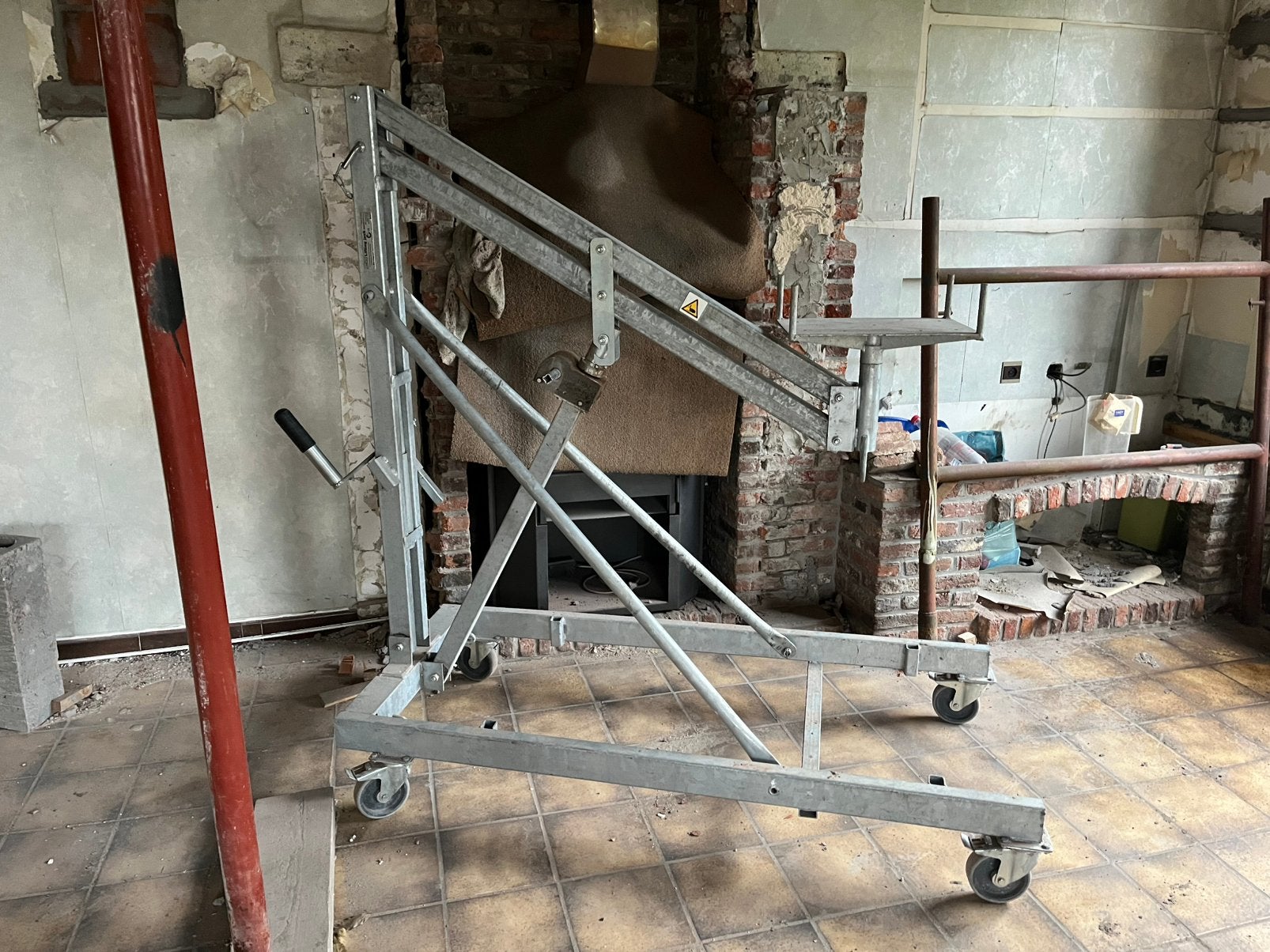 Poutrel lift / krachtarm lift (TE HUUR), Ophalen, Zo goed als nieuw