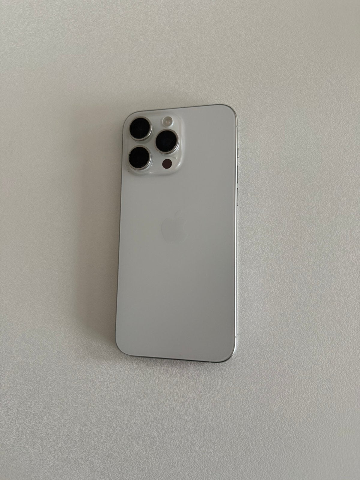 À vendre iPhone 15 Pro Max 256Gb, Enlèvement, Comme neuf, IPhone 15