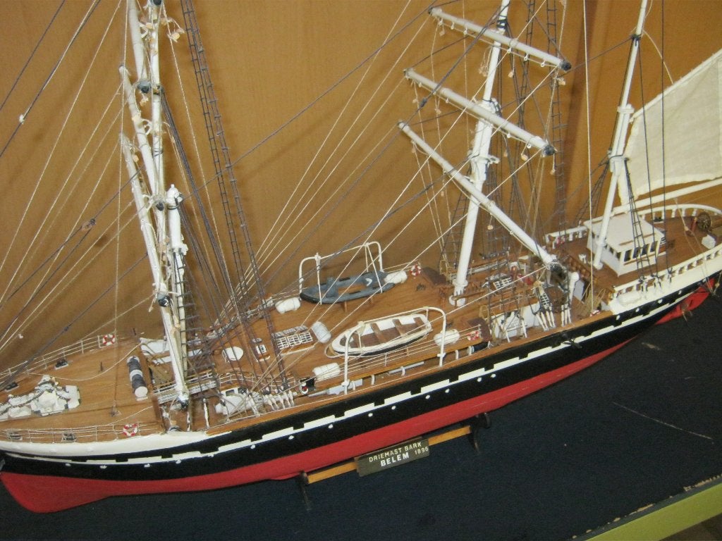 2 scheepsmodellen., Hobby en Vrije tijd, Ophalen, Gebruikt