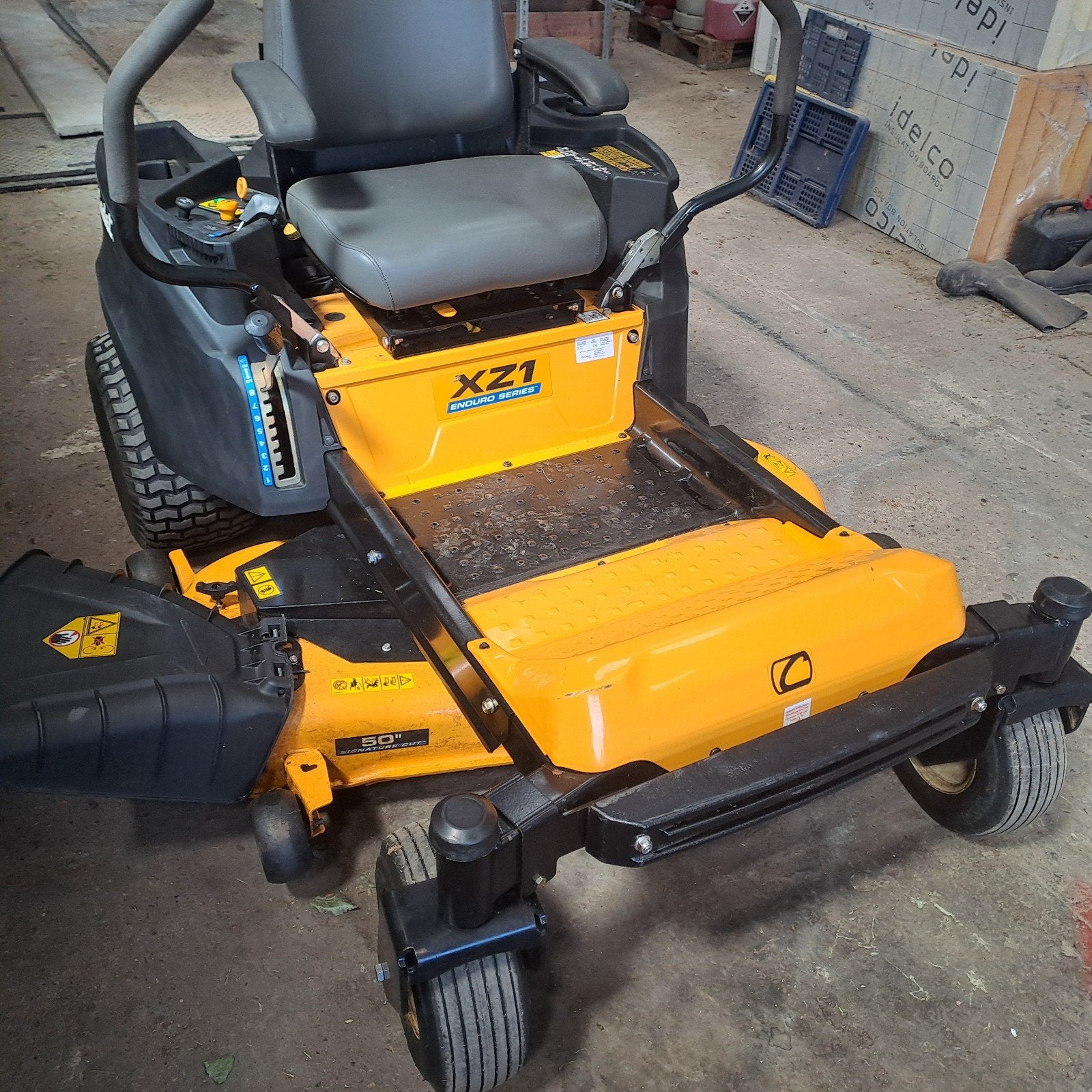 Zero turn maaier Cub Cadet, Tuin en Terras, Ophalen, Zo goed als nieuw, Opvangzak, 120 cm of meer