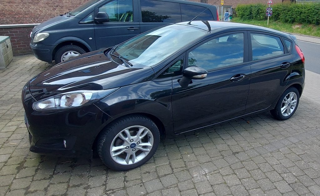 ford fiesta, Autos, 1242 cm³, Achat, Boîte manuelle, Particulier