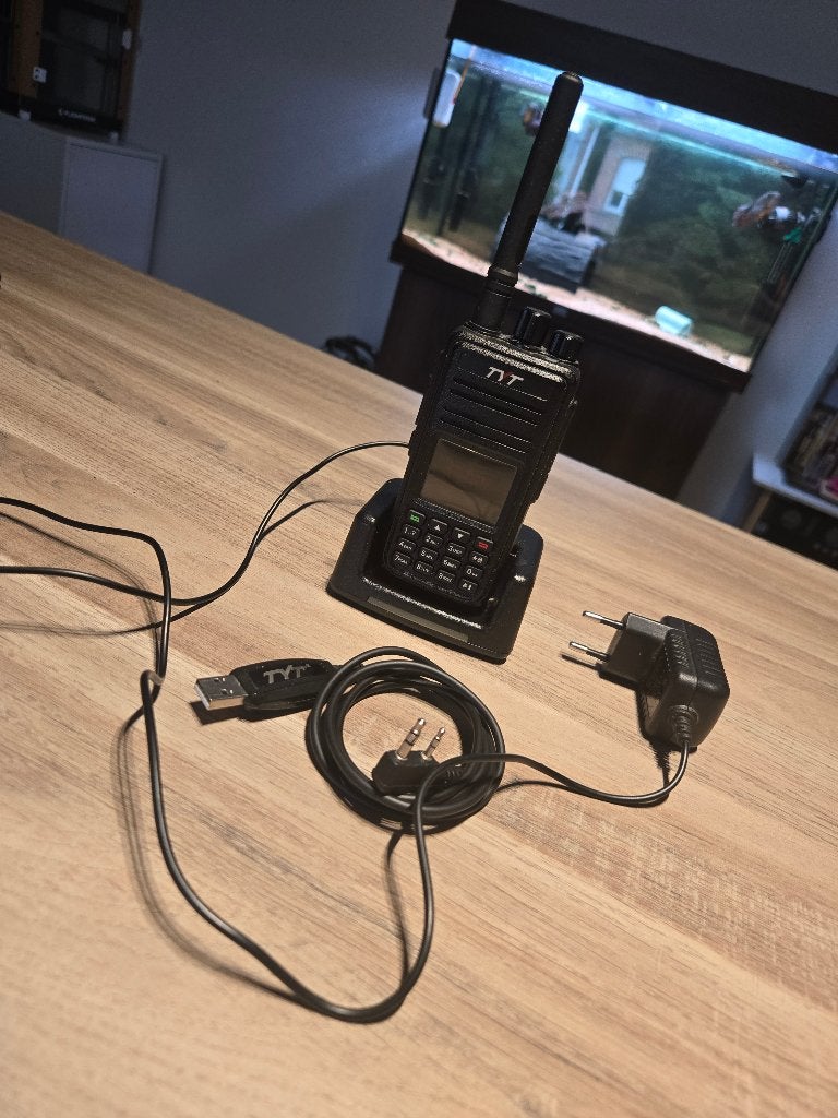 Tyt Md380 dmr, Télécoms, Émetteurs & Récepteurs, Enlèvement ou Envoi, Comme neuf, Émetteur et Récepteur