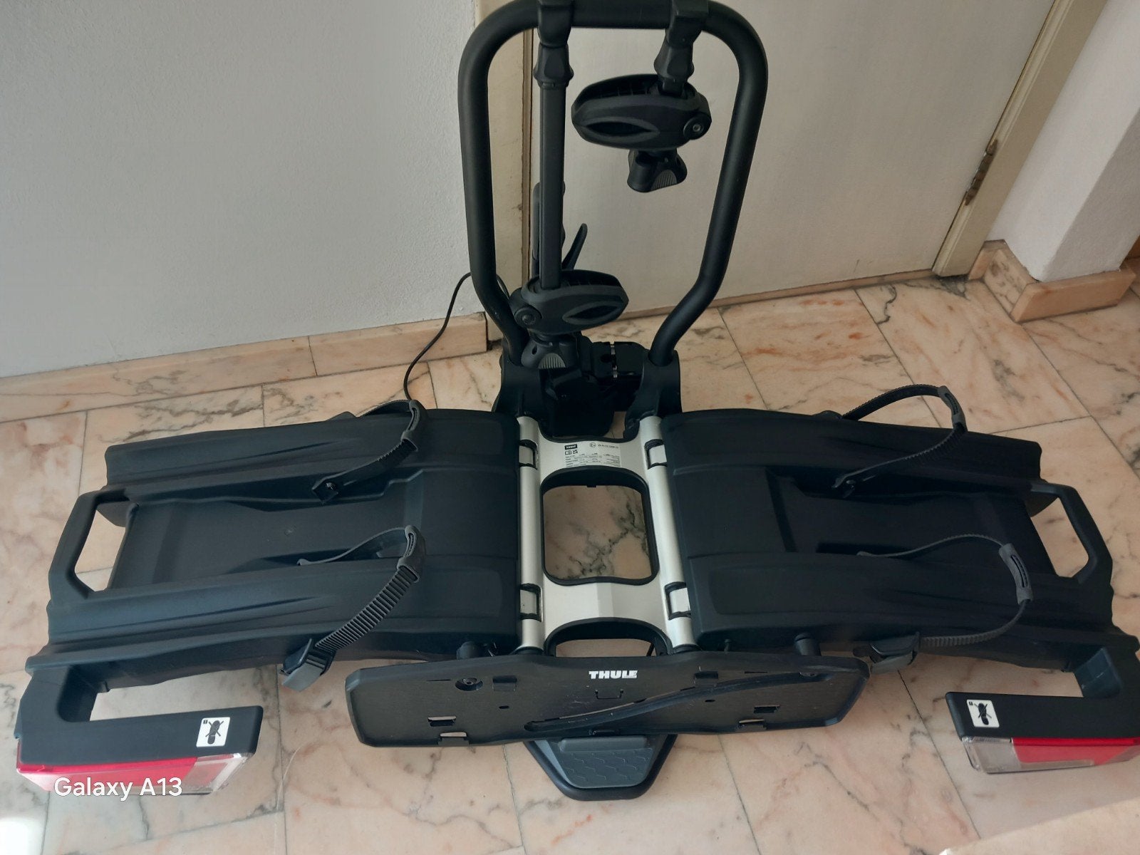 Porte-vélo Thule Xt2 933 Easyfold Black Alu.Easyfold 60kg, Neuf, Support d'attelage, Enlèvement, 2 vélos