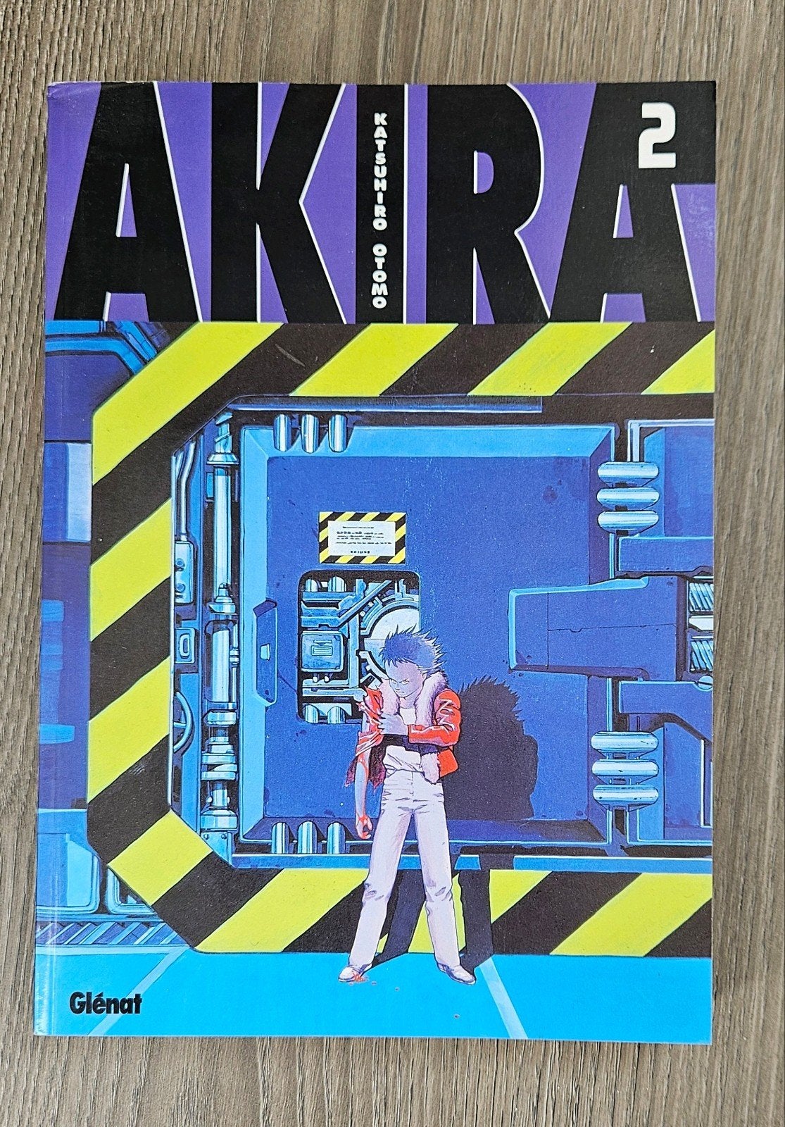 Akira volume 2, Livres