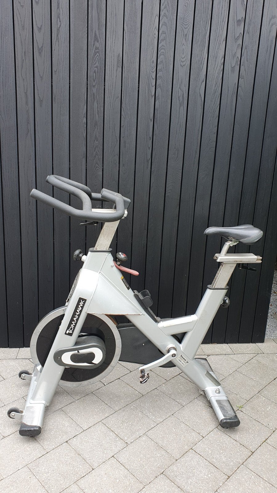 Tomahawk spinningfiets, Sport en Fitness, Ophalen, Gebruikt, Spinningfiets
